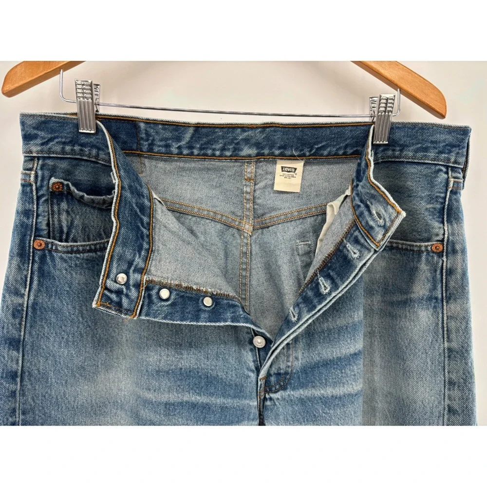 Levis 501 Mens 36x34 Y2KEra 2000's Light Distressed Tradesman Faded Blue Denim